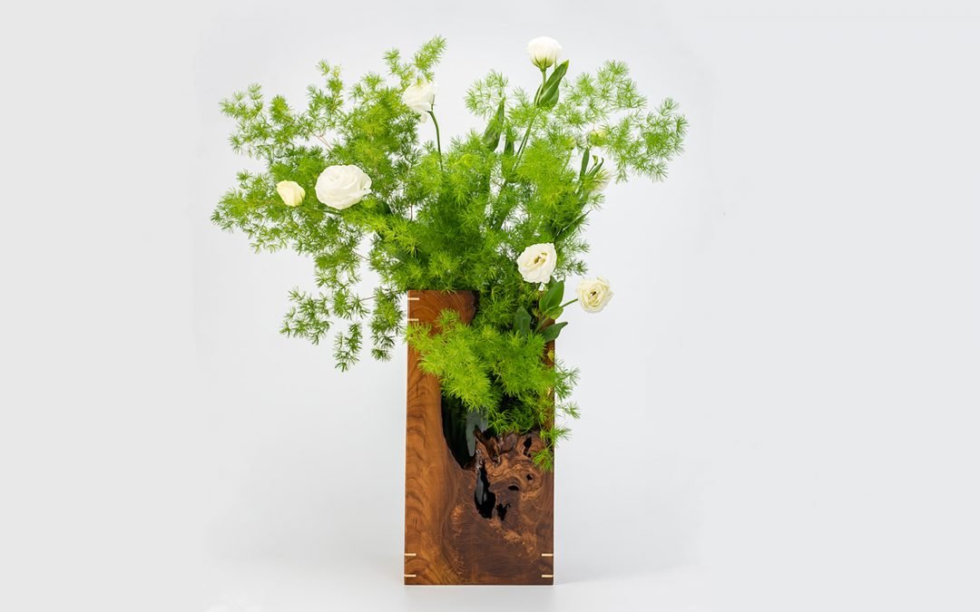 Teak Flower Vase.1 – THB 36,000 (Sold Out)