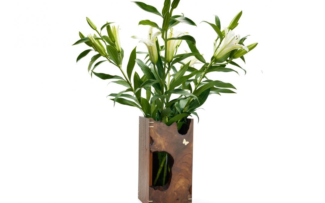 Teak Flower Vase.6 – THB 32,000 (Sold Out)
