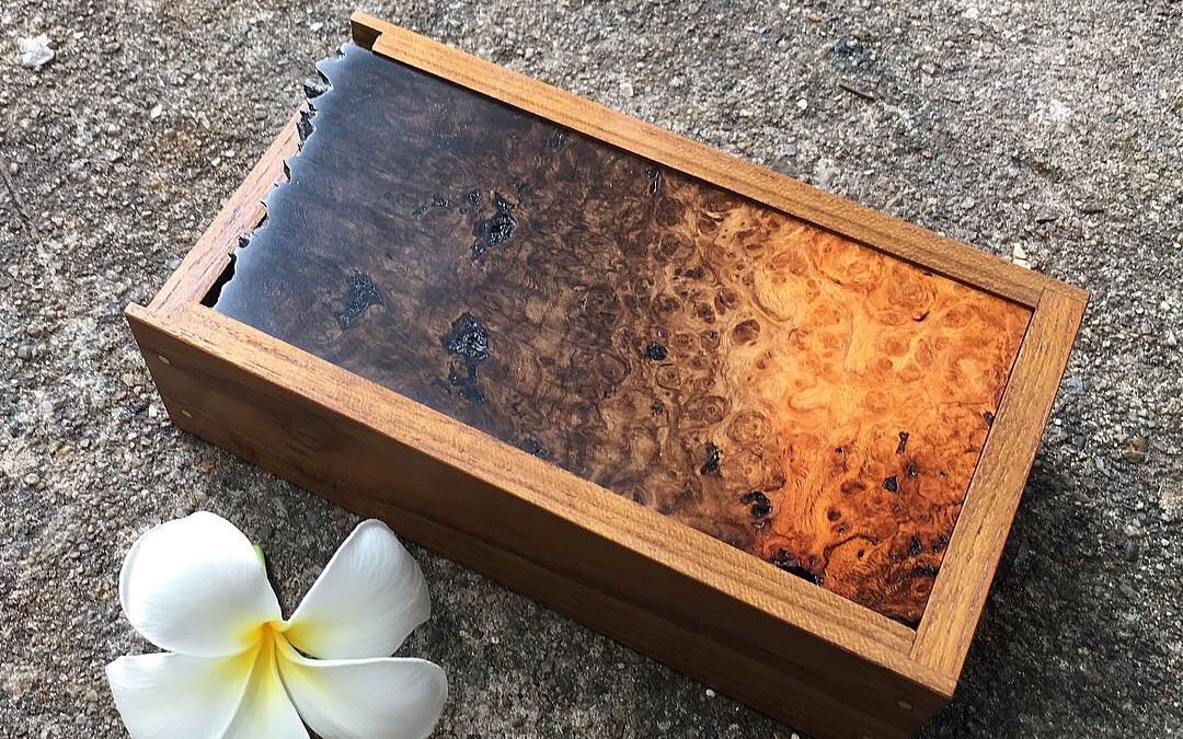 Live Edge Burl Treasure Box – THB 9,500 (Sold Out)