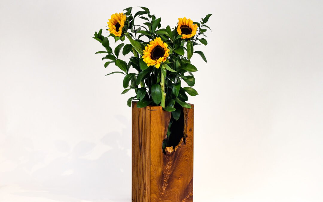 Medium Live Edge Teak Flower Vase (2) – THB 38,000