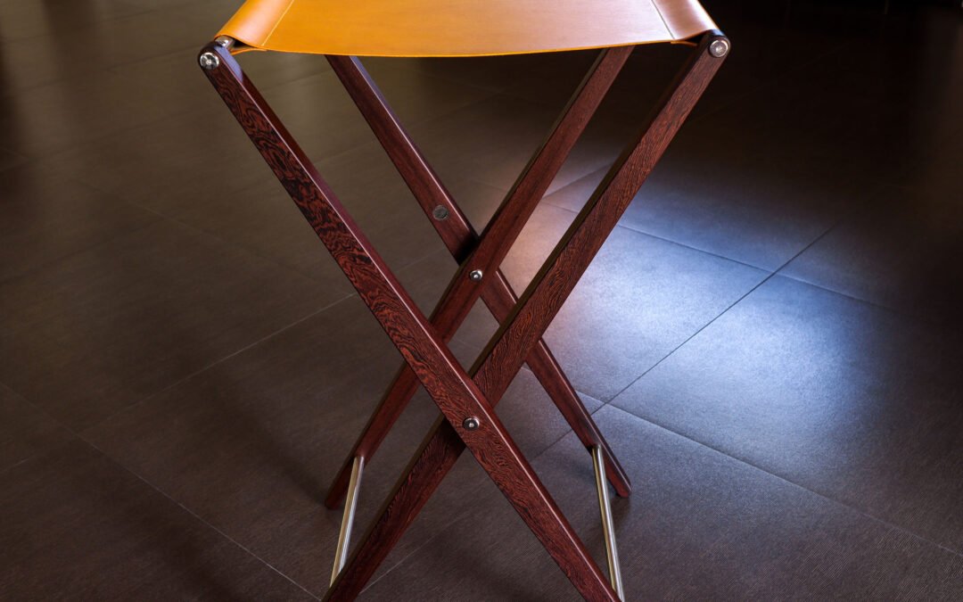 Butler Stand with Buttero Leather and Pheasant wood (Jichimu)